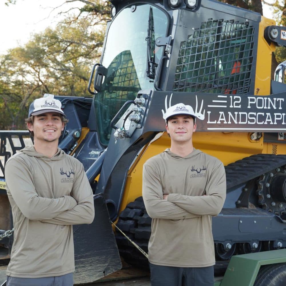 About 12 Point Landscaping